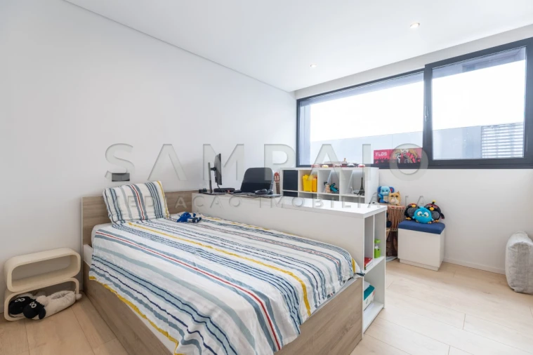 Apartamento T3 para Venda em Fânzeres e São Pedro da Cova Foto 25