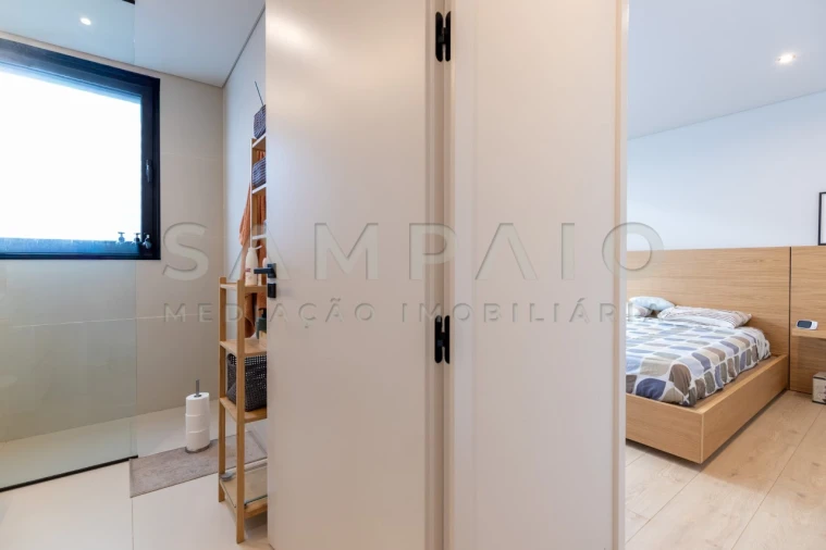 Apartamento T3 para Venda em Fânzeres e São Pedro da Cova Foto 19