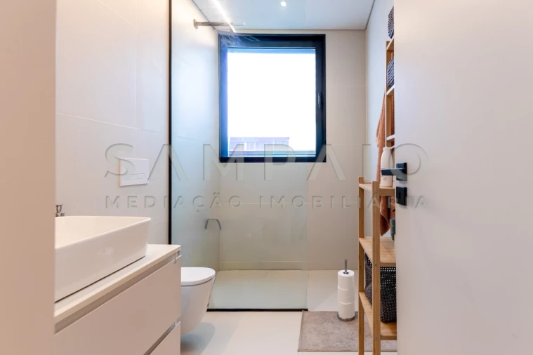 Apartamento T3 para Venda em Fânzeres e São Pedro da Cova Foto 20