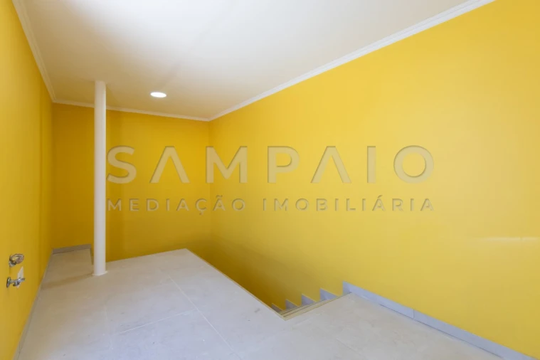 Moradia T4 para Venda em Campanhã Foto 19