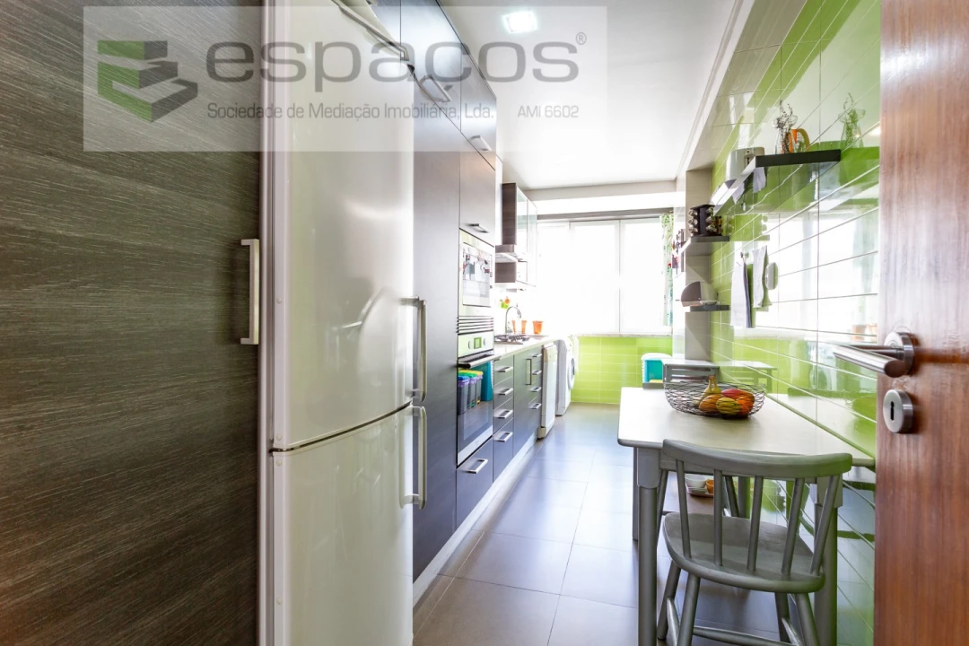 Apartamento T3 para Venda em Moscavide e Portela Foto 2