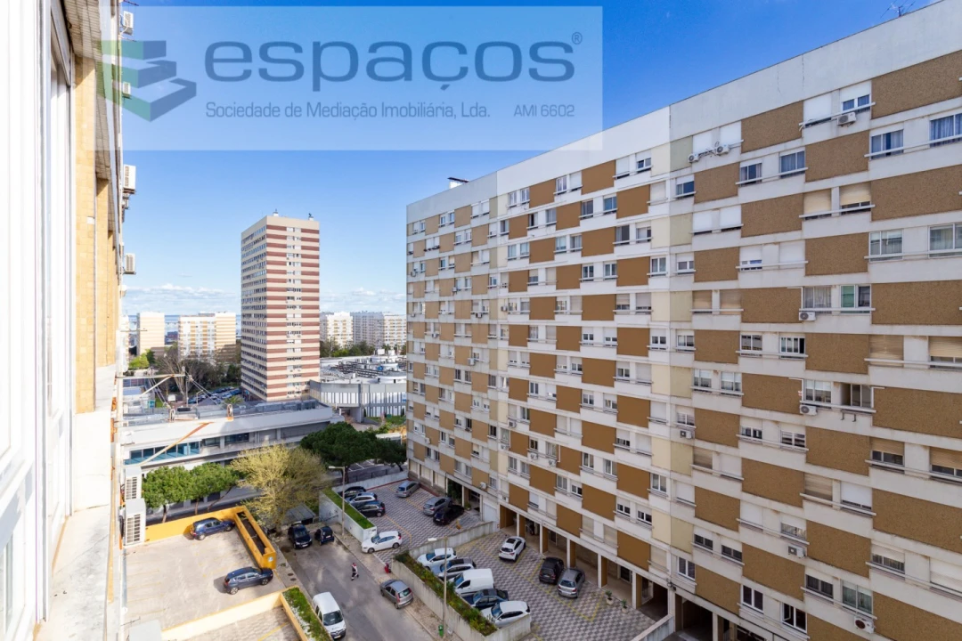 Apartamento T3 para Venda em Moscavide e Portela Foto 19