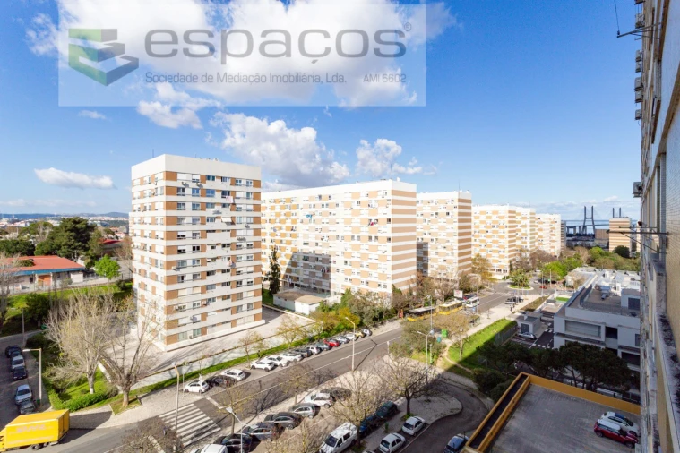 Apartamento T3 para Venda em Moscavide e Portela Foto 20