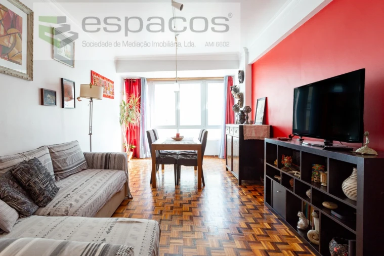 Apartamento T3 para Venda em Moscavide e Portela Foto 3