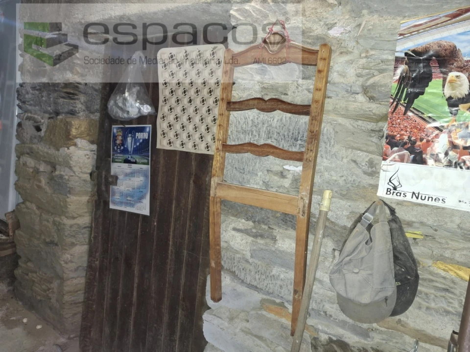 Moradia T4 para Venda em Silvares Foto 5