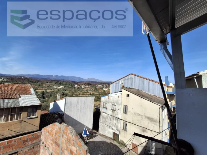 Moradia T4 para Venda em Silvares Foto 28