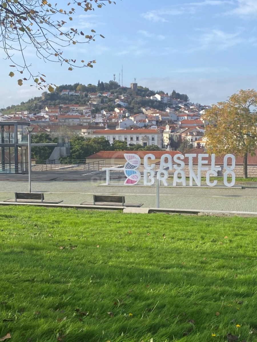 Apartamento T3 para Venda em Castelo Branco Foto 12
