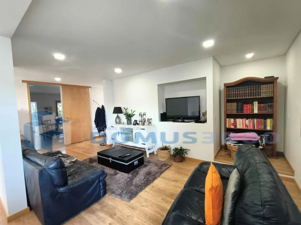 Apartamento para Venda em Nossa Senhora da Conceição, São Pedro e São Dinis Foto 1