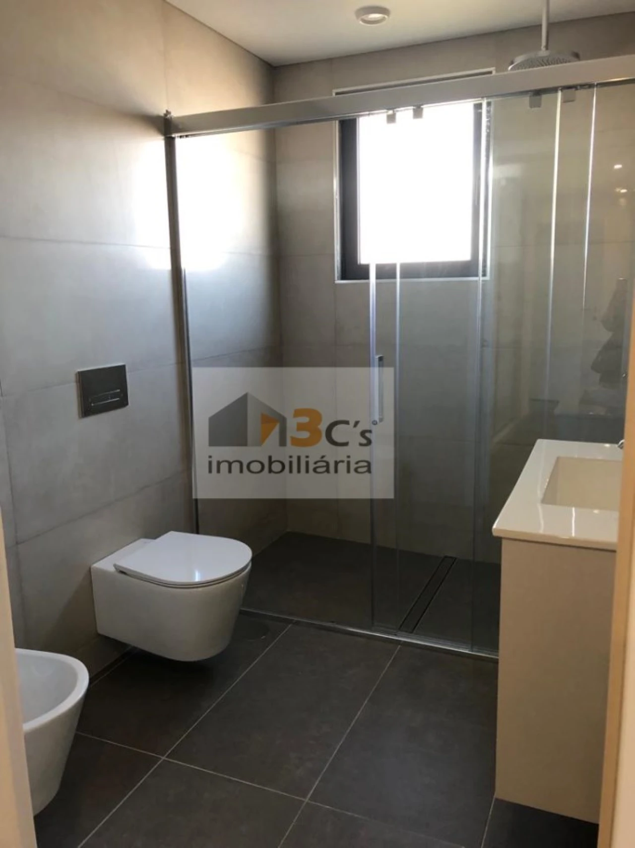 Apartamento T3 para Venda em Lordelo do Ouro e Massarelos Foto 14