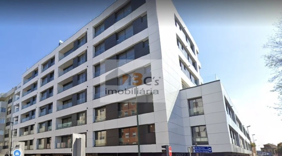 Apartamento T3 para Venda em Lordelo do Ouro e Massarelos Foto 3