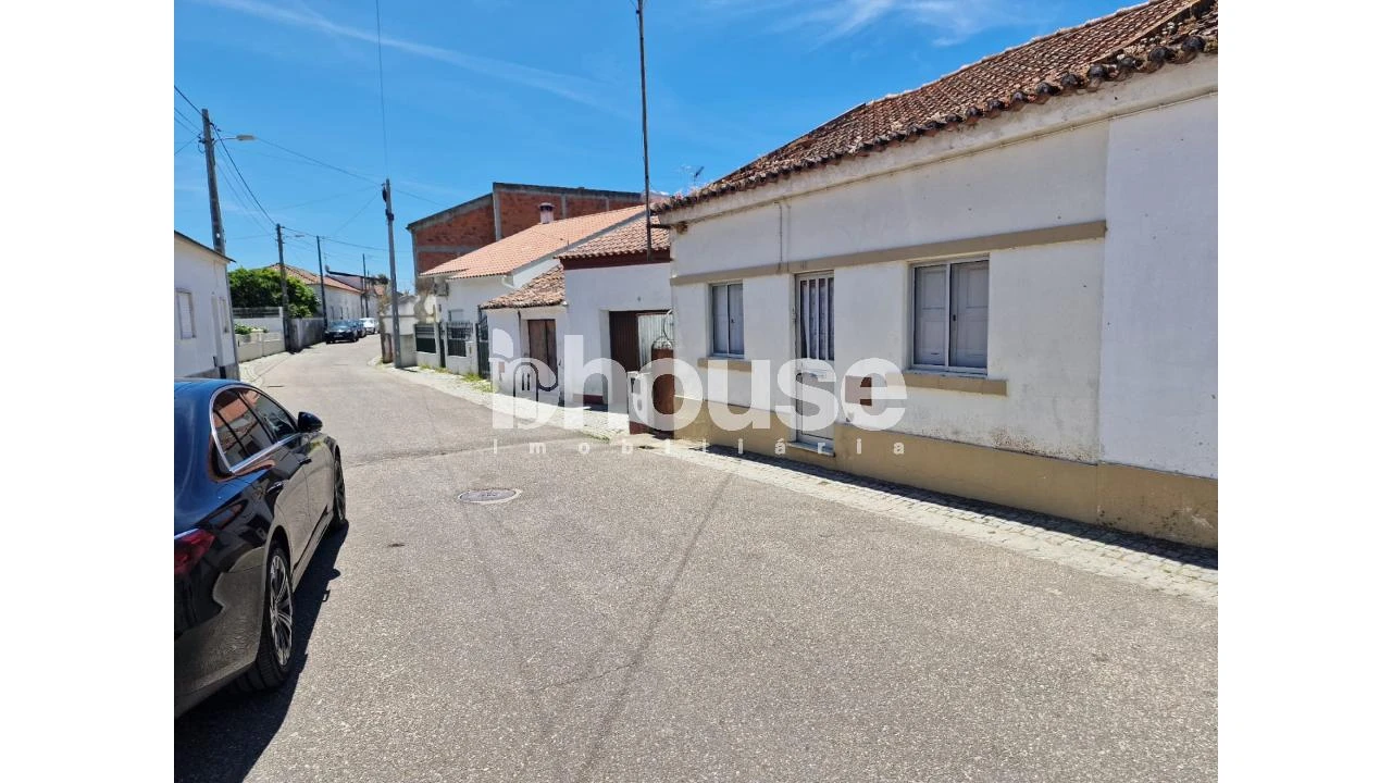 Moradia T3 para Venda em São Miguel do Rio Torto e Rossio Ao Sul do Tejo Foto 3