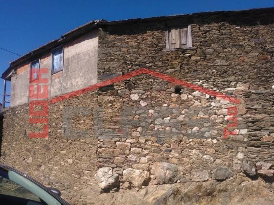 Moradia para Venda em Quirás e Pinheiro Novo Foto 5