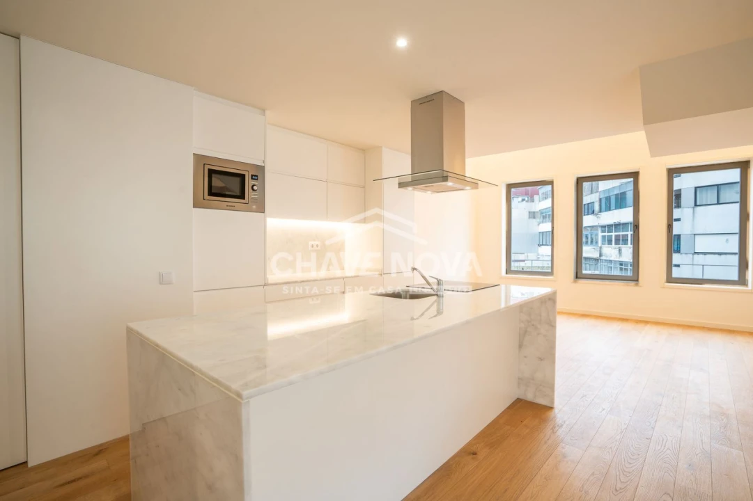 Apartamento T2 para Arrendamento em Cedofeita, Santo Ildefonso, Sé, Miragaia, São Nicolau e Vitória Foto 1