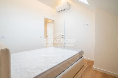 Apartamento T2 para Arrendamento em Cedofeita, Santo Ildefonso, Sé, Miragaia, São Nicolau e Vitória