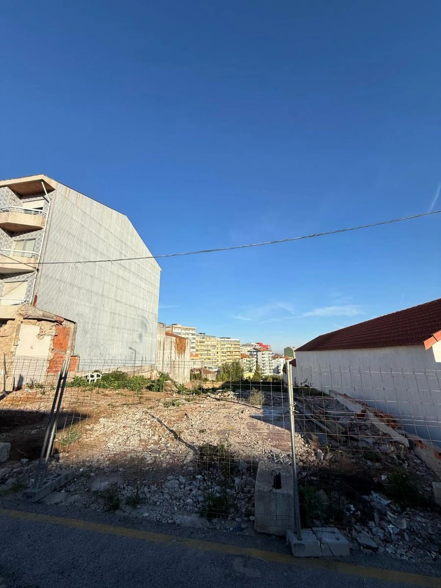 Terreno P/ Prédio para Venda em Arcozelo Foto 3