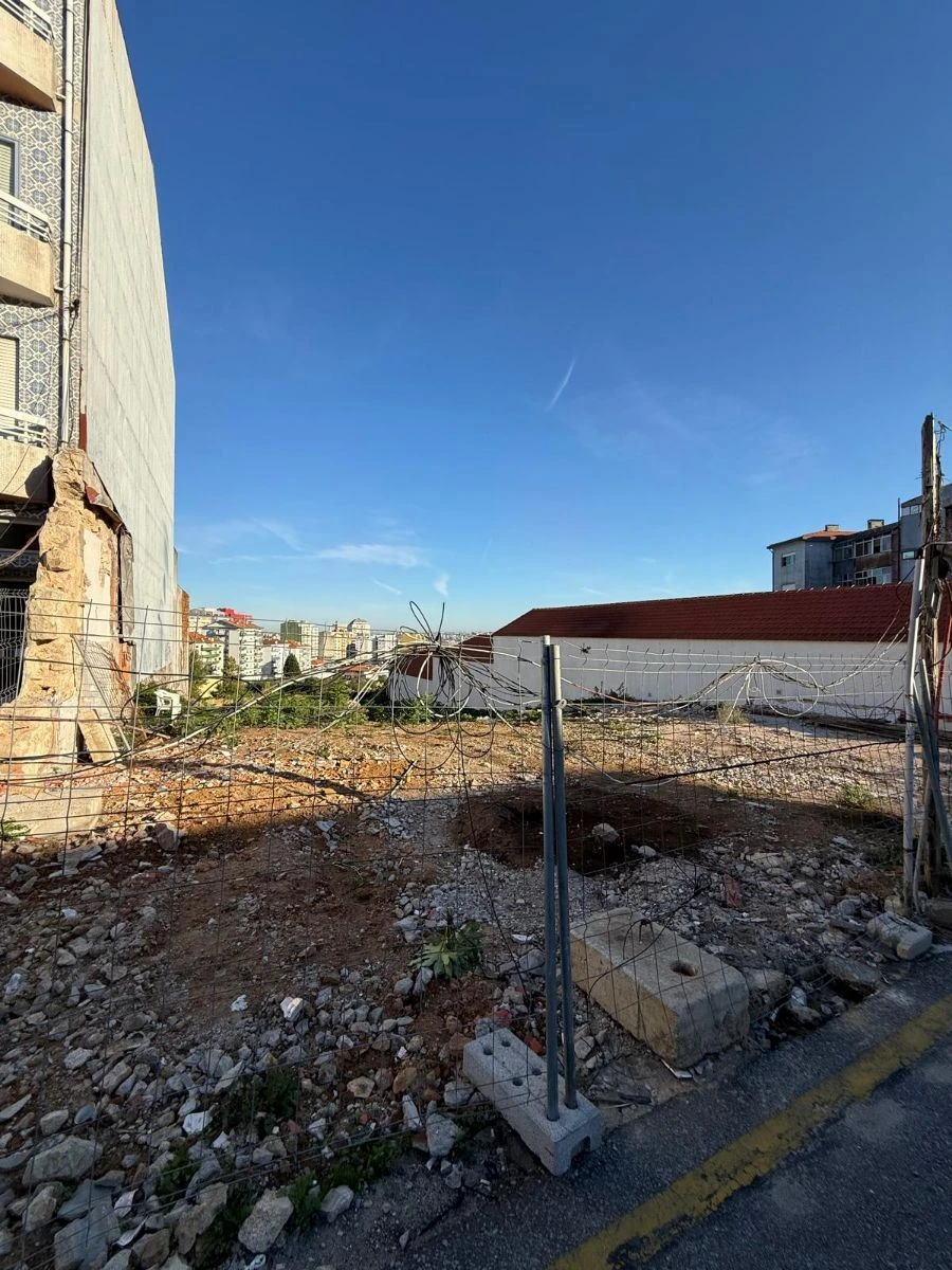 Terreno P/ Prédio para Venda em Arcozelo Foto 4