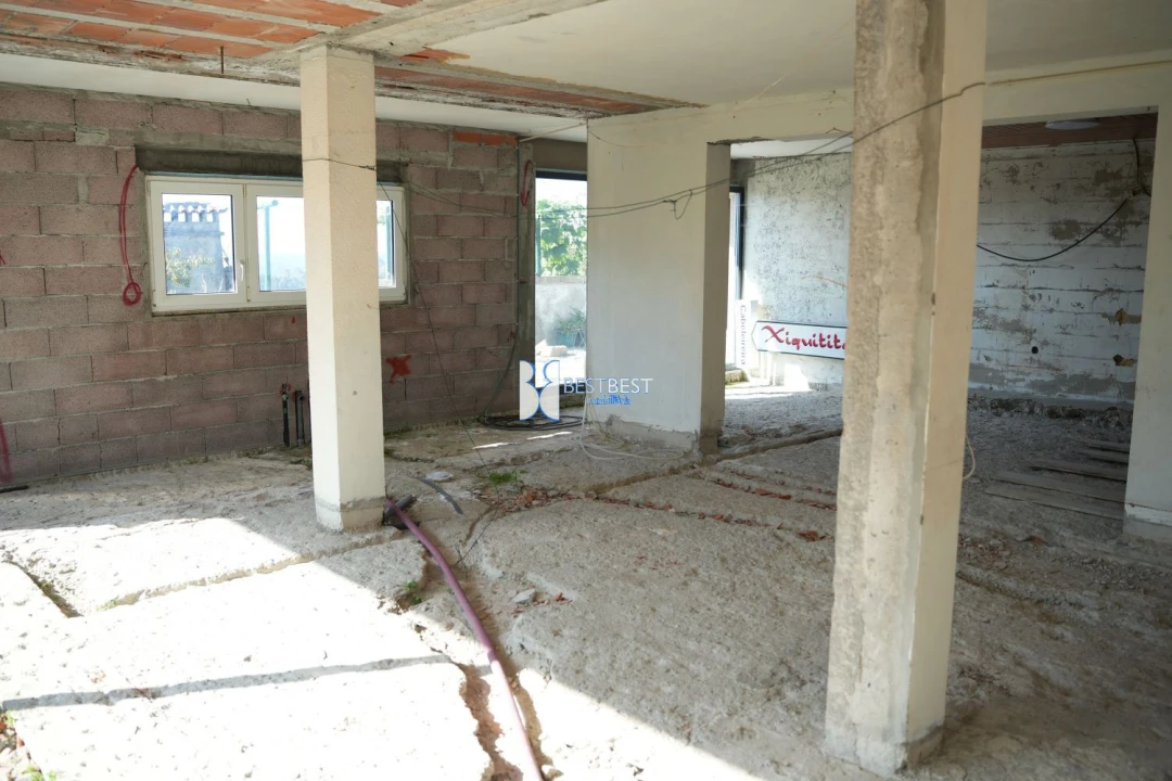 Moradia T9 para Venda em Vila Cova e Feitos Foto 17