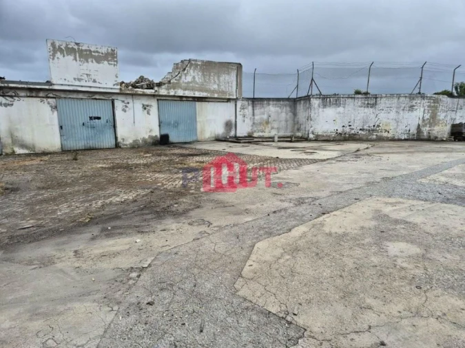 Loja para Venda em Constantim e Vale de Nogueiras Foto 28