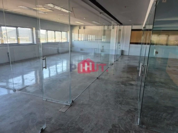 Loja para Venda em Constantim e Vale de Nogueiras Foto 20