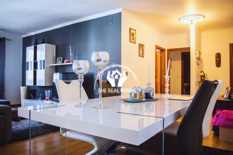 Apartamento T2 para Venda em São Martinho Foto 7