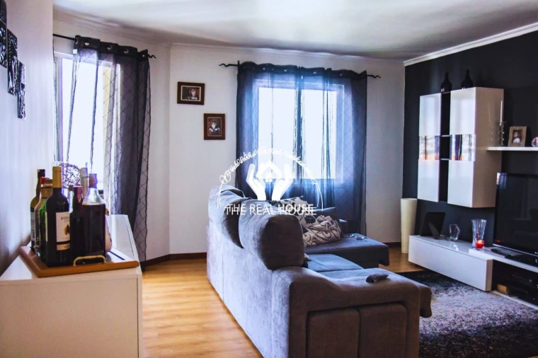 Apartamento T2 para Venda em São Martinho Foto 5