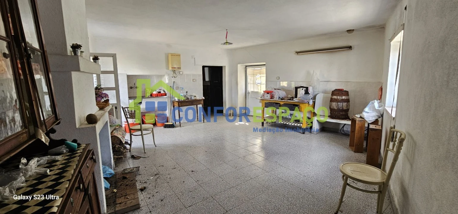 Loja para Venda em Póvoa de Rio de Moinhos e Cafede Foto 3