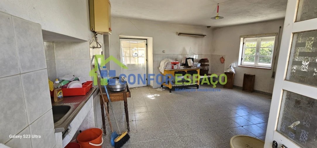 Loja para Venda em Póvoa de Rio de Moinhos e Cafede Foto 16