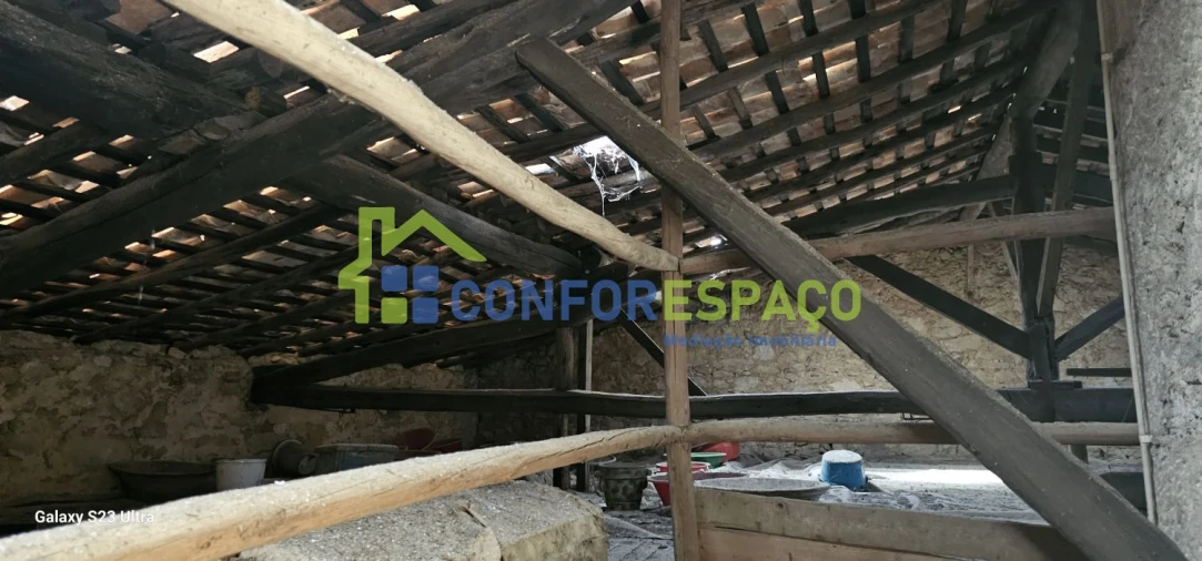 Loja para Venda em Póvoa de Rio de Moinhos e Cafede Foto 18