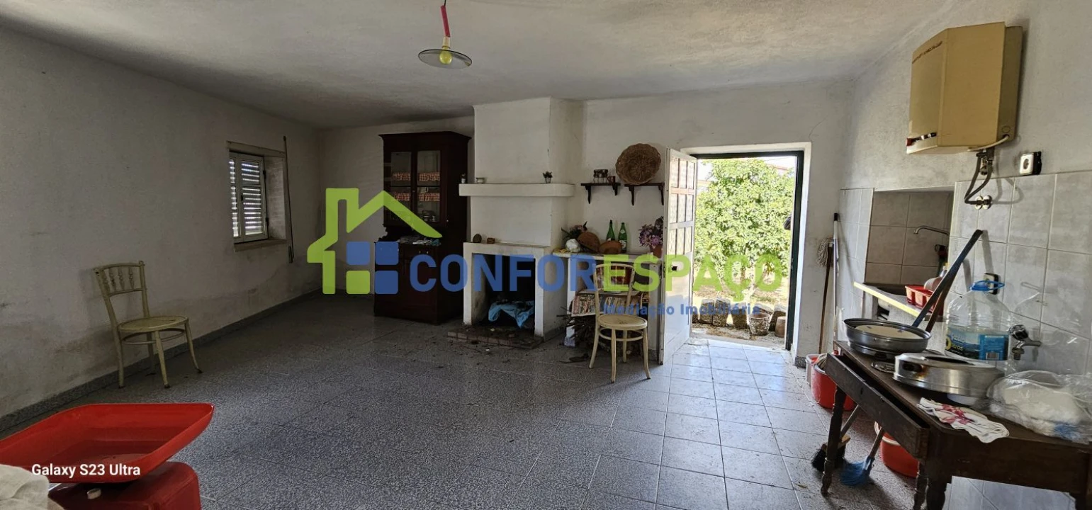 Loja para Venda em Póvoa de Rio de Moinhos e Cafede Foto 15