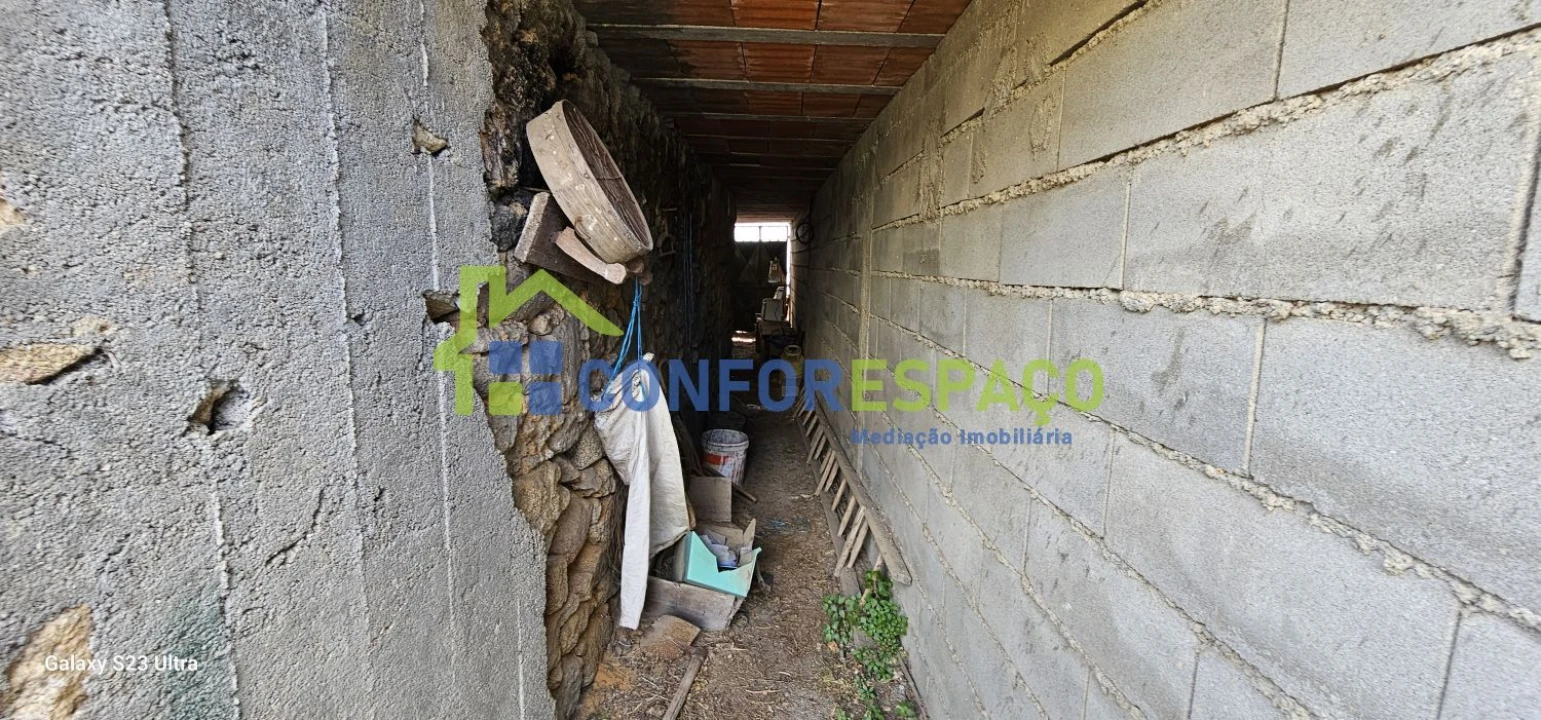 Loja para Venda em Póvoa de Rio de Moinhos e Cafede Foto 19