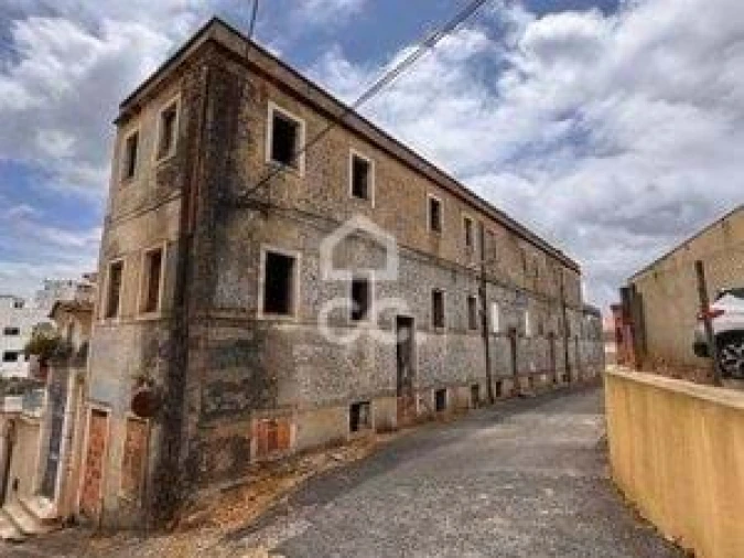 Prédio para Venda em Rio Maior Foto 22