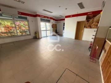 Negócio para Venda em Loures