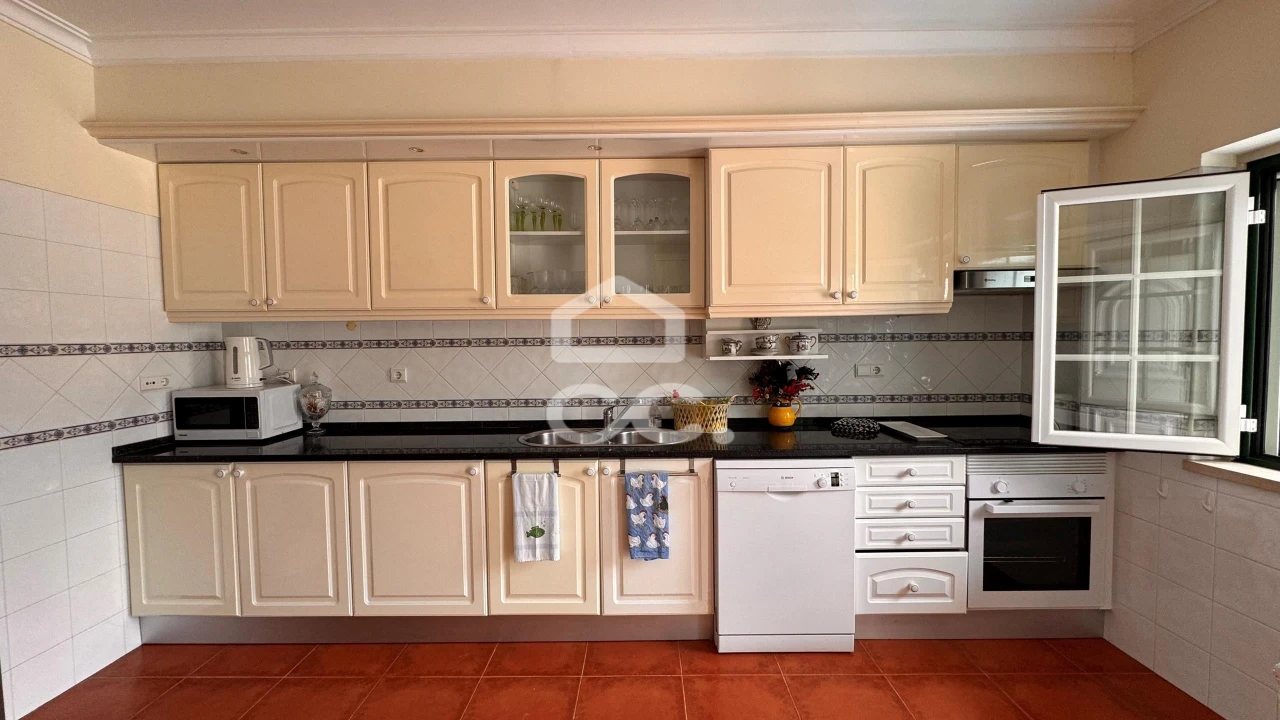 Moradia T4 para Venda em Ericeira Foto 16