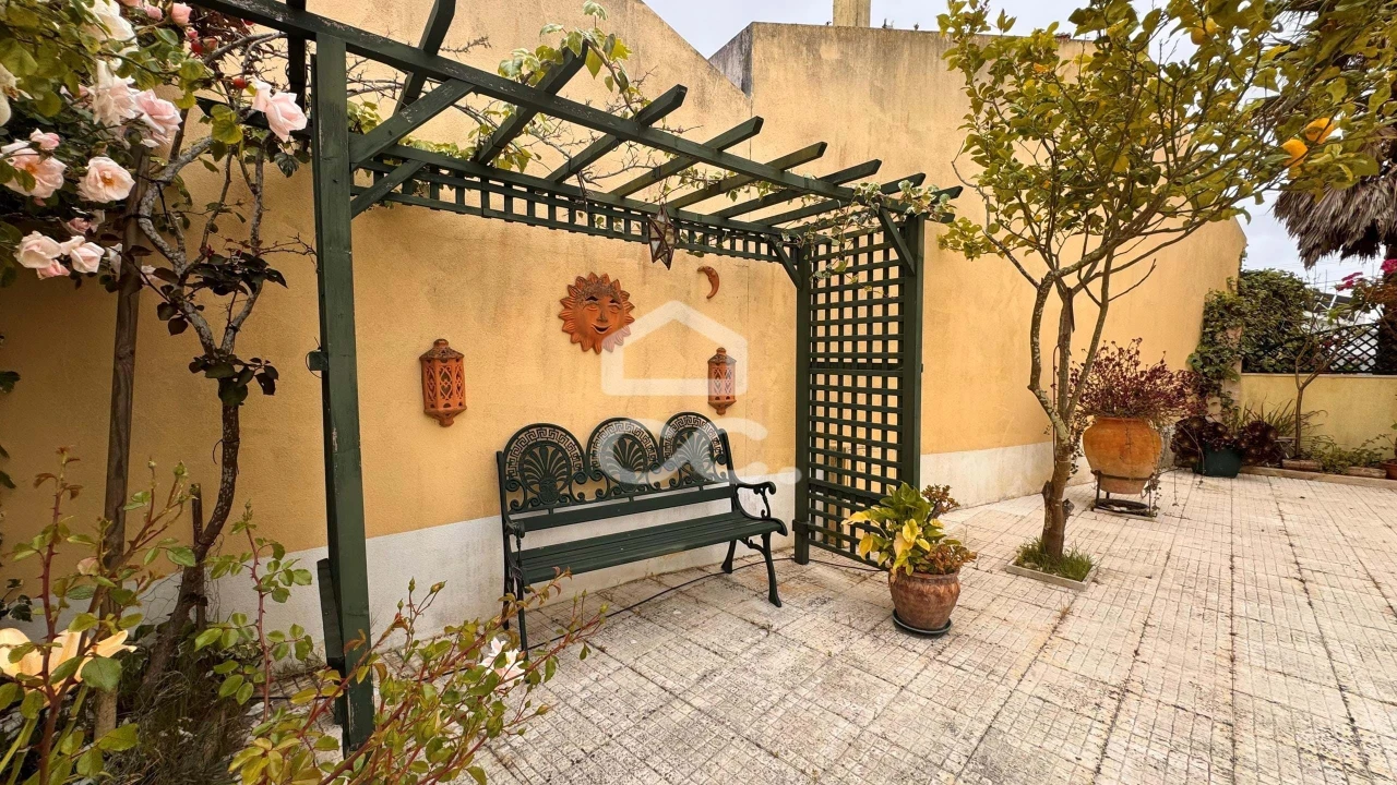 Moradia T4 para Venda em Ericeira Foto 30