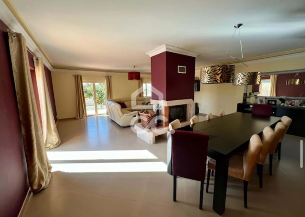 Moradia T4 para Venda em Milharado Foto 11