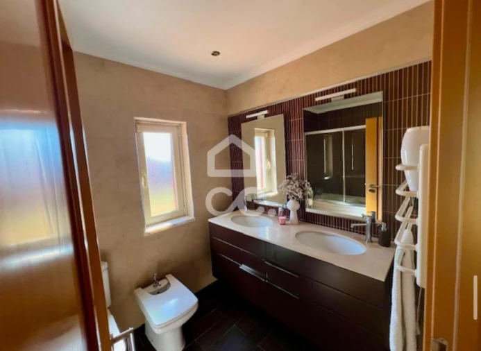 Moradia T4 para Venda em Milharado Foto 10