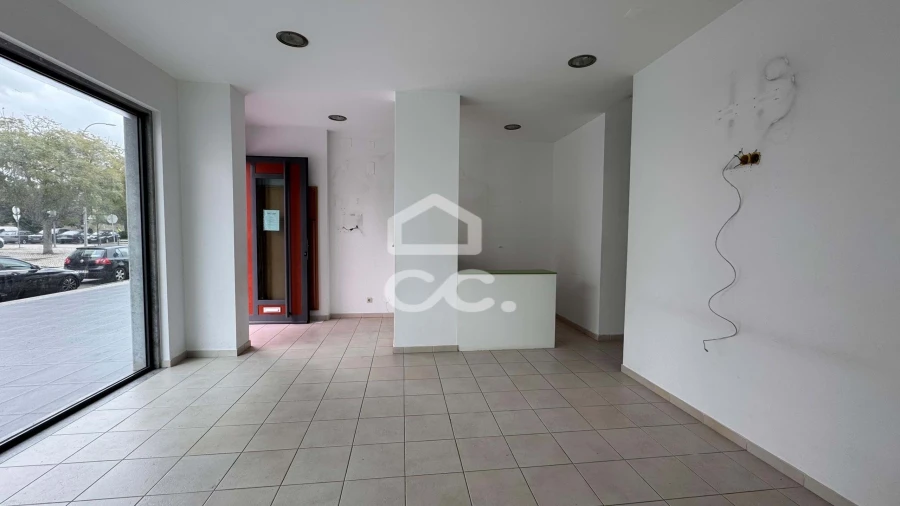 Negócio para Venda em Odivelas Foto 14