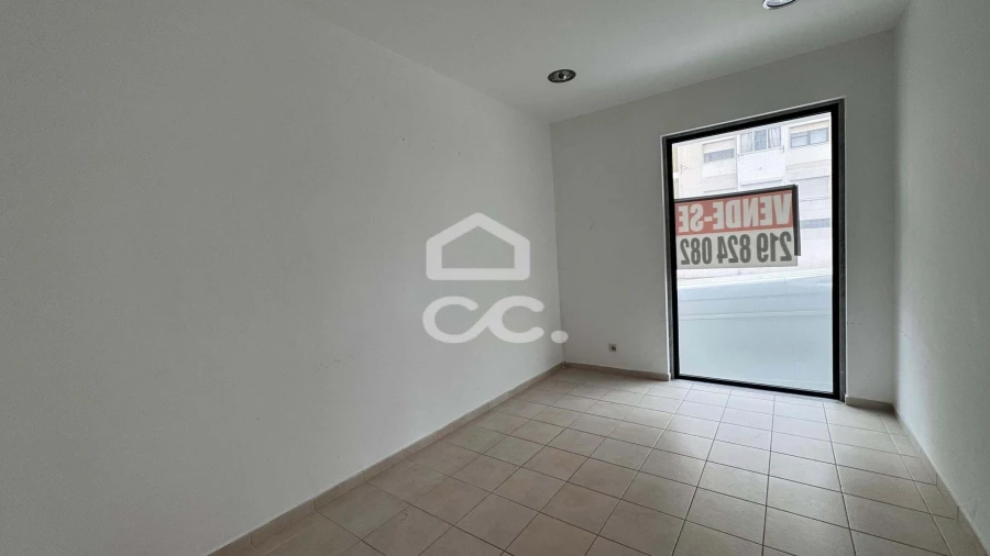 Negócio para Venda em Odivelas Foto 9