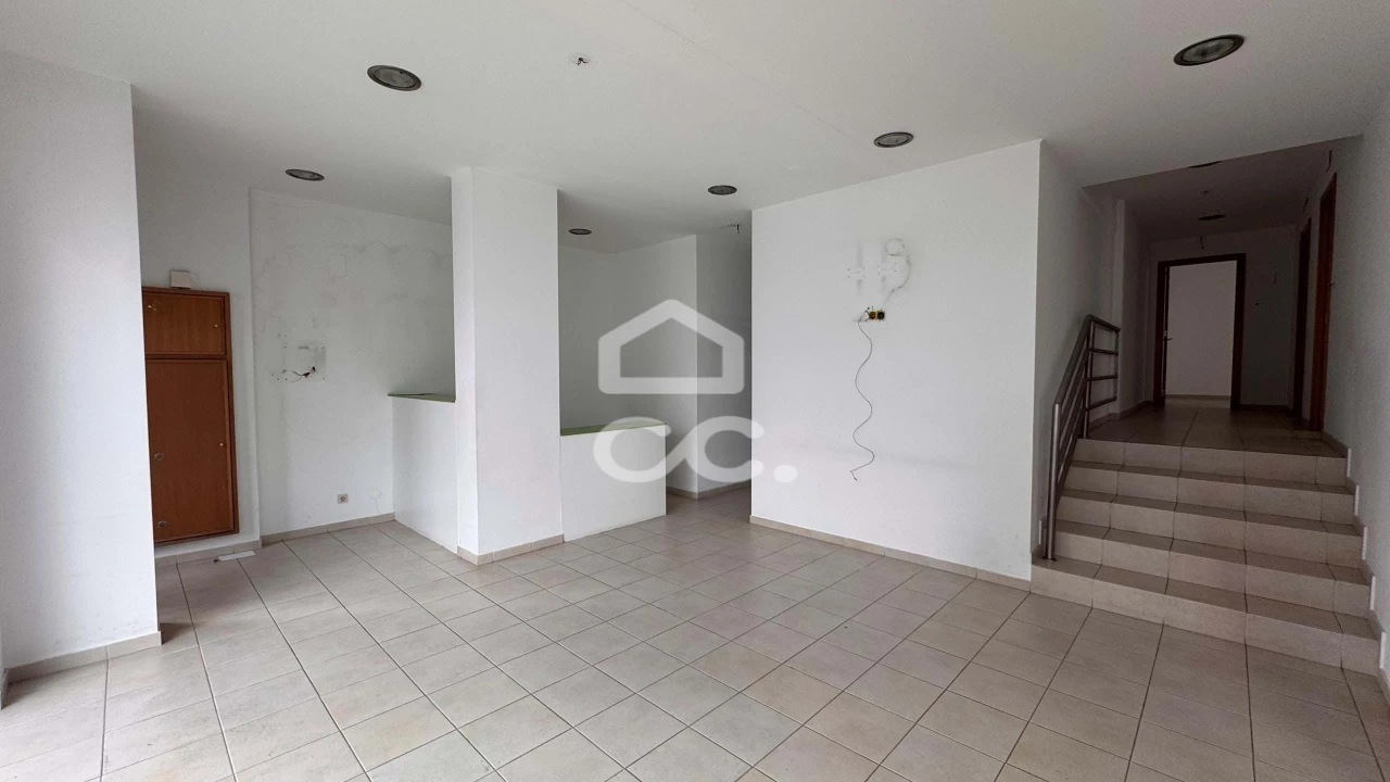 Negócio para Venda em Odivelas Foto 7