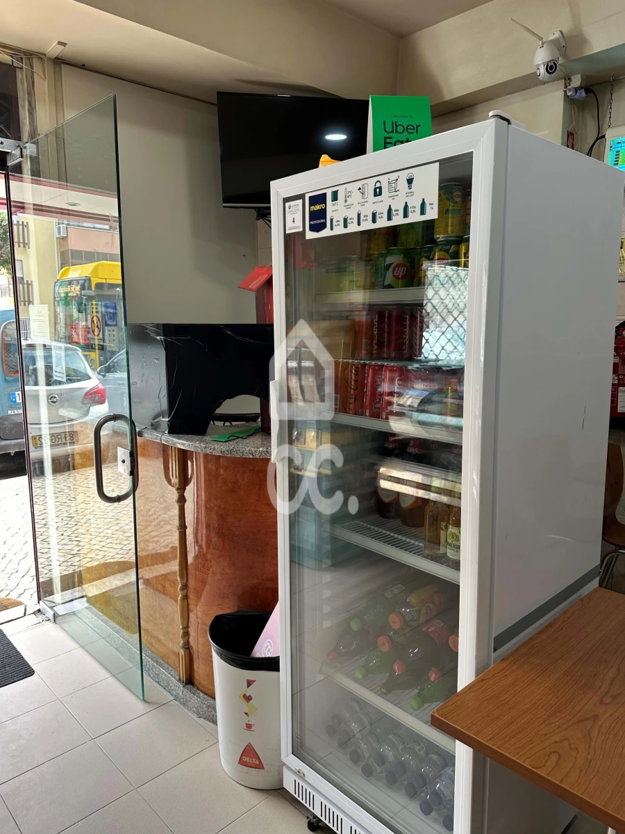 Negócio para Venda em Odivelas Foto 9