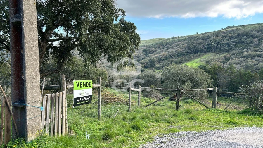 Terreno para Venda em Fanhões Foto 7
