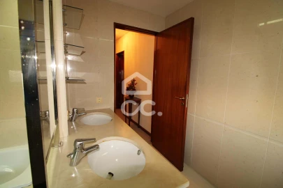Moradia T6 para Venda em Loures