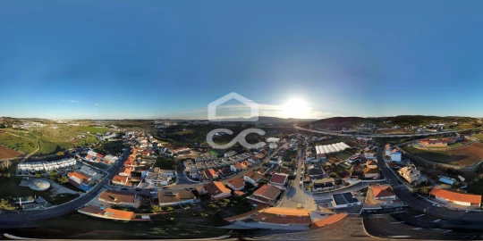 Moradia T6 para Venda em Loures