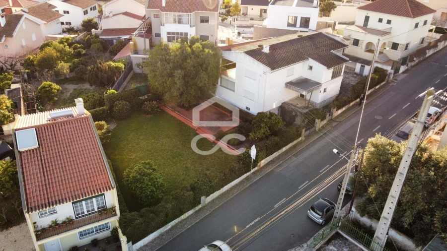 Moradia T6 para Venda em Loures Foto 3