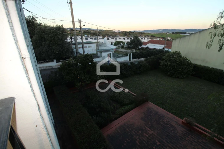 Moradia T6 para Venda em Loures Foto 9