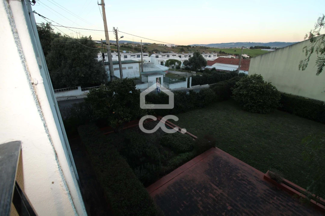 Moradia T6 para Venda em Loures Foto 9