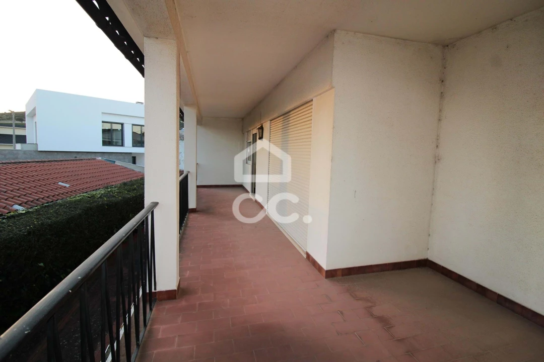 Moradia T6 para Venda em Loures Foto 8