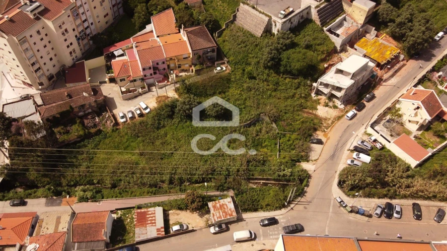 Terreno para Venda em Odivelas Foto 4