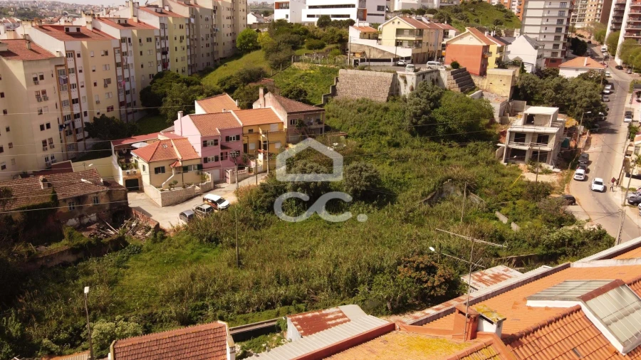 Terreno para Venda em Odivelas Foto 7