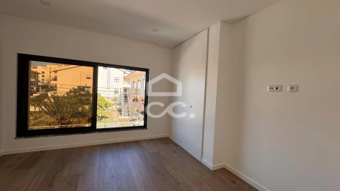Moradia T4 para Venda em Loures